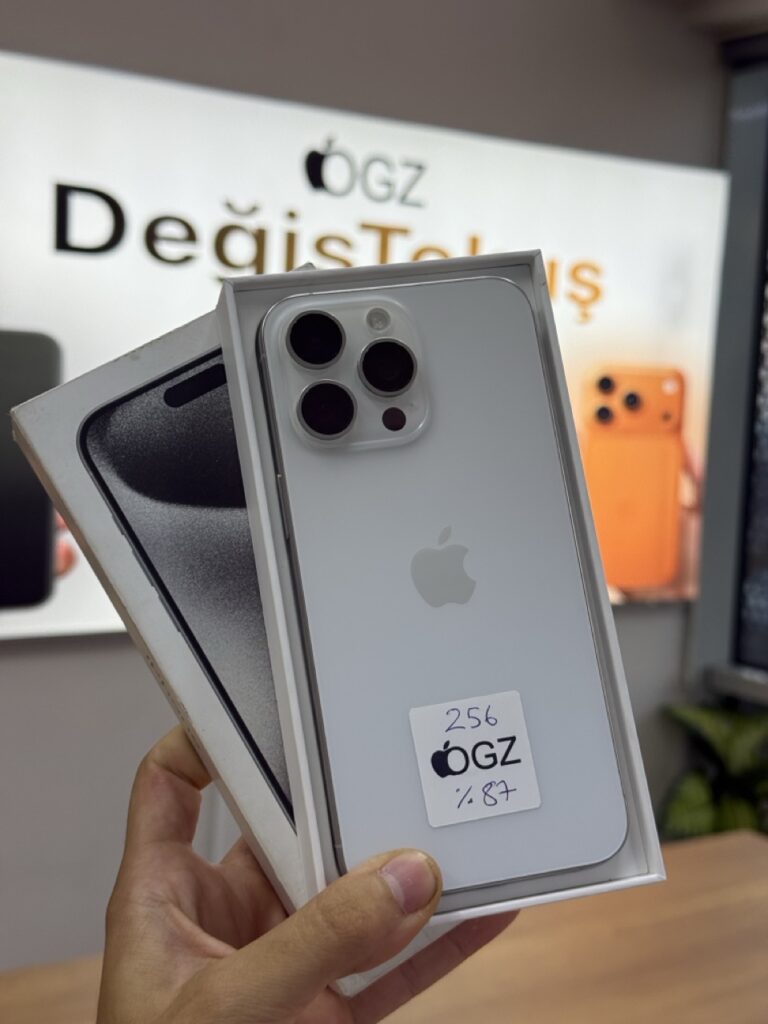 iPhone 15 Pro Max